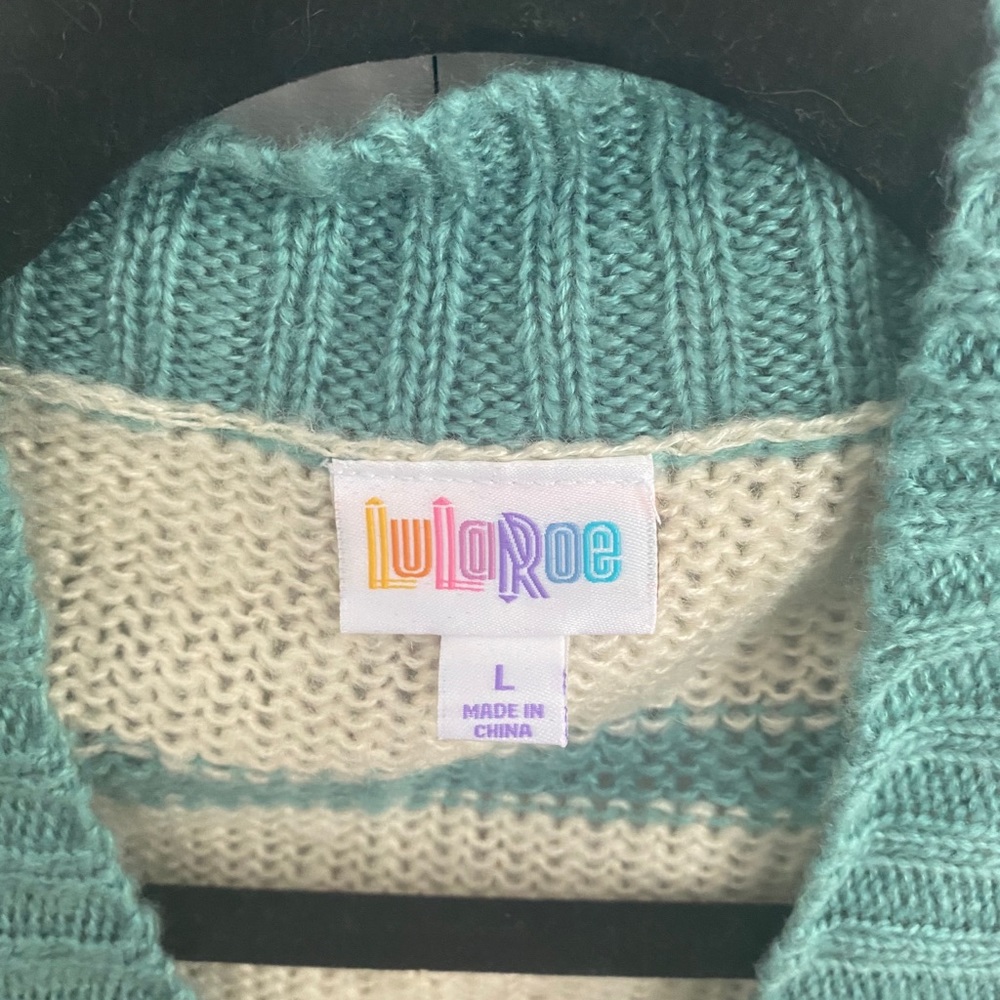 Button Cardigan - Picture 2 of 3